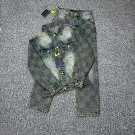 Picture of LV Sweater Suits _SKULVsz46-5230-36sytxH763H76441182